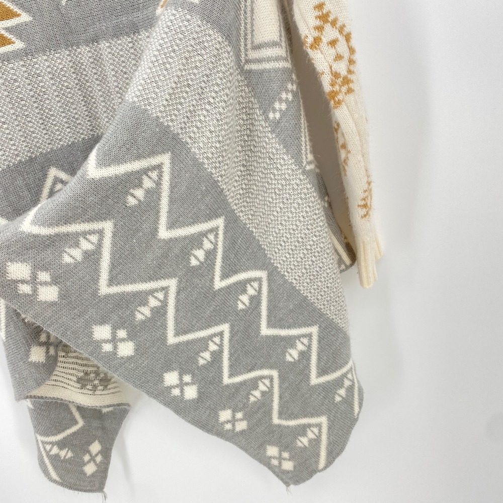 Hippie Rose Cardigan Sweater Womens Small Gray Tan Aztec Western Waterfall Boho - Picture 8 of 11